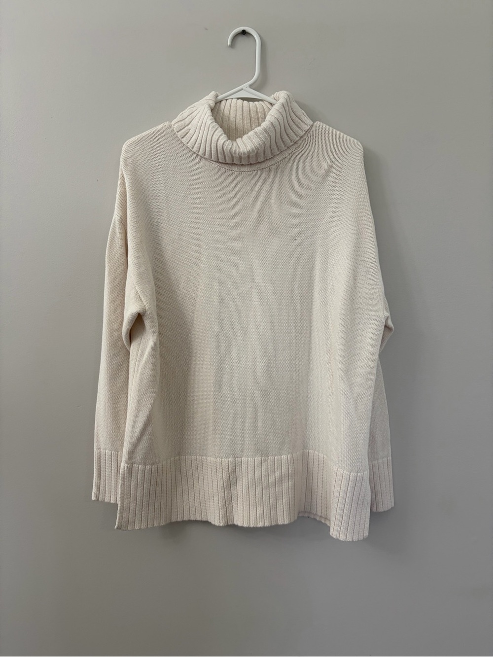 Old Navy Cream Turtleneck Sweater
